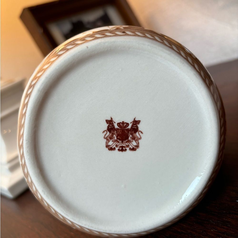 Early 20th Century Torquin Brown Pitcher Brown and White Royal Staffordshire - Picture 3 of 7